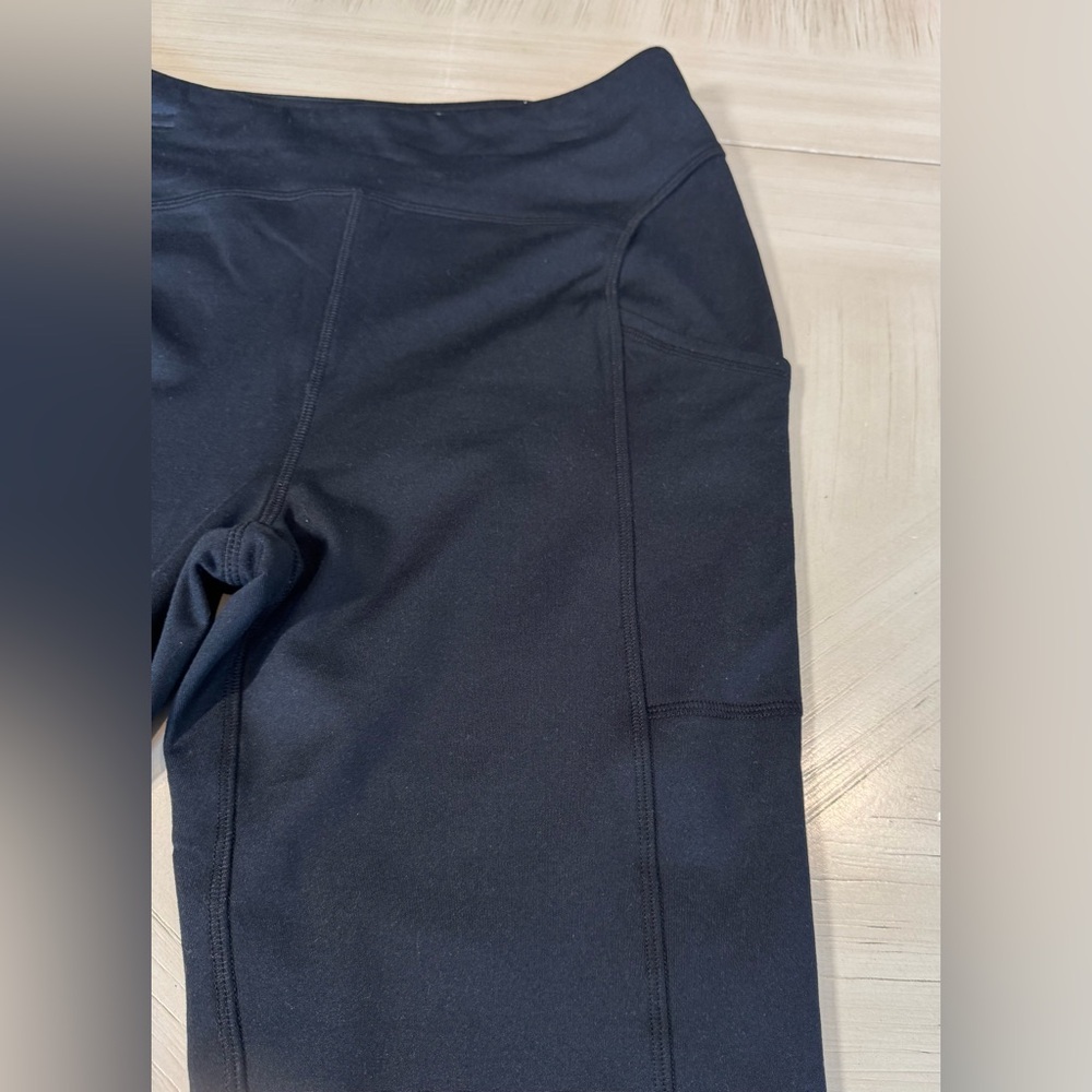 SO Sporty Black 7/8 Leggings with Pockets – Size Large (NWOT) - Picture 13 of 16